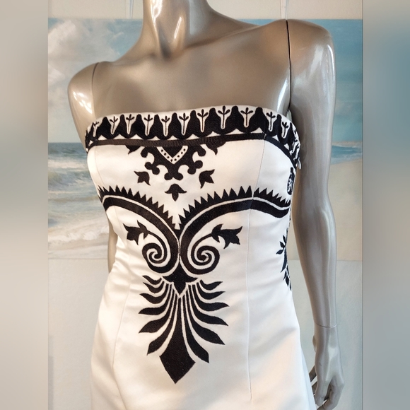 $9,800 OSCAR DE LA RENTA EXCLUS SILK EMBR RED CARPET BOND 007 RUNWAY GOWN US 6 - Picture 6 of 16
